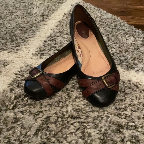Fossil two-tones flats with buckle - Picture 2 of 4